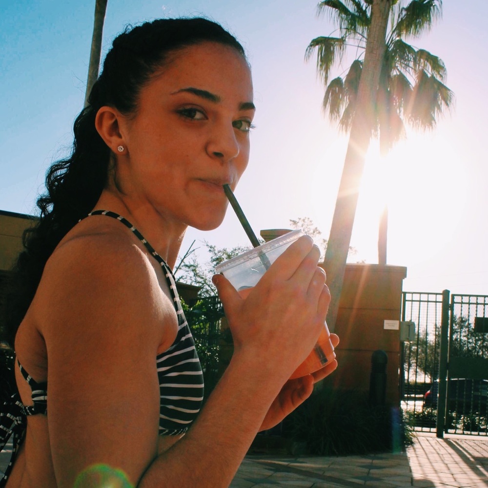 Meet your Posher, Mia